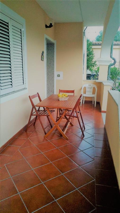 Casa Dolce Hibiscus Apartment Olbia Bagian luar foto