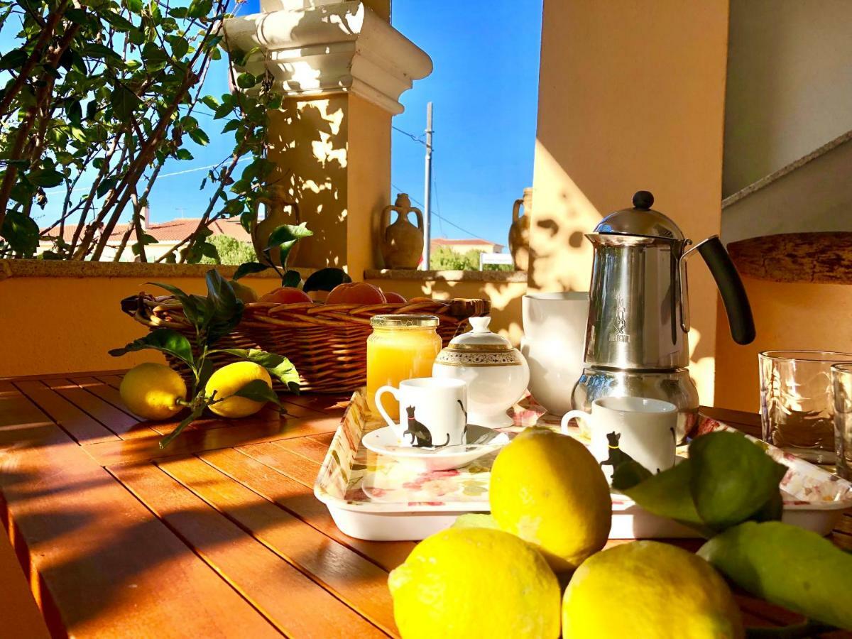 Casa Dolce Hibiscus Apartment Olbia Bagian luar foto